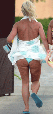 20070606164425-britneynalga-fea060607-0.gif
