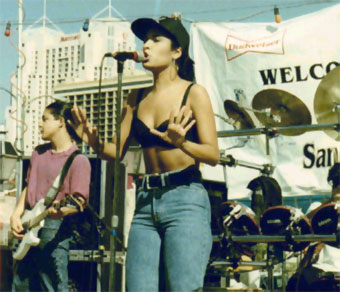 20070815173941-selena-sanantonio.jpg