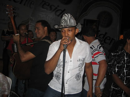 20070914031842-el-20lindo.jpg