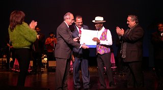 20071015215401-fr-joseito.jpg