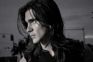 20071020171236-juanes2.jpg